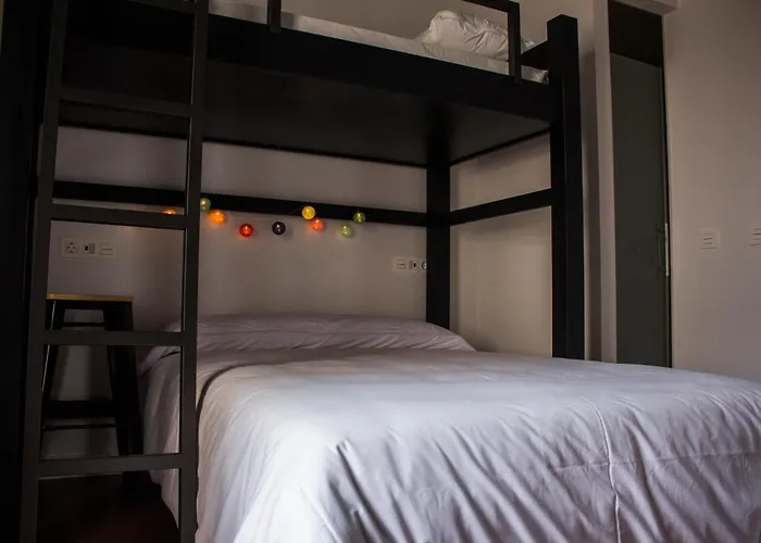 Quartier Leon Hostel Jabalquinto